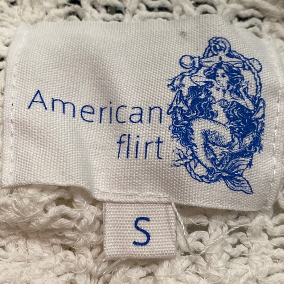 American Flirt Crochet Halter Top - Picture 5 of 7